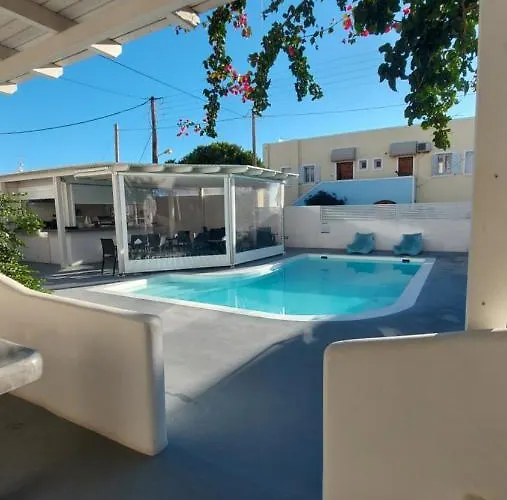 Ambience Fira (Santorini)