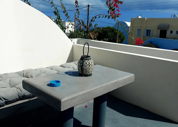 Ambience Fira (Santorini)