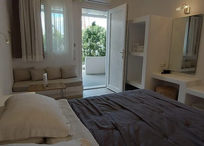 Ambience Hotel Fira (Santorini)