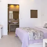 Ambience 4*