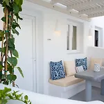 Ambience 4*