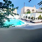 Ambience Hotel Fira (Santorini)