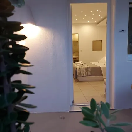 Ambience מלון