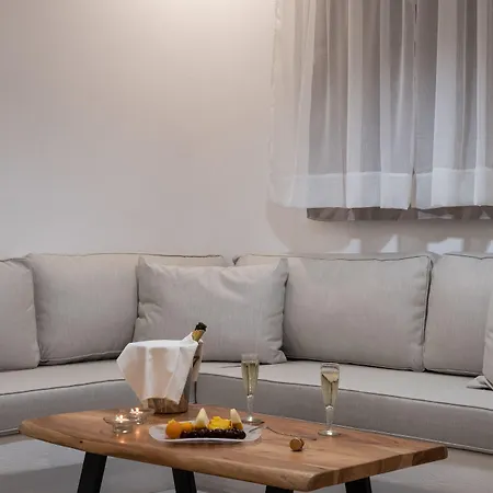 Ambience 4* Fira (Santorini)