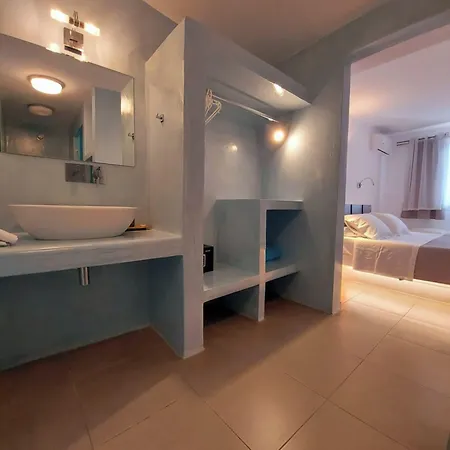 Ambience Hotel 4*