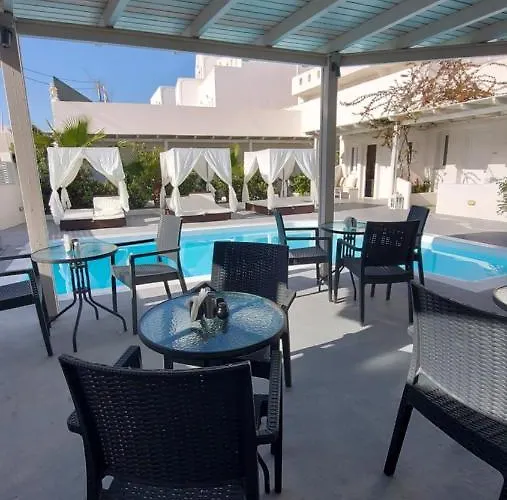 Ambience Fira (Santorini)