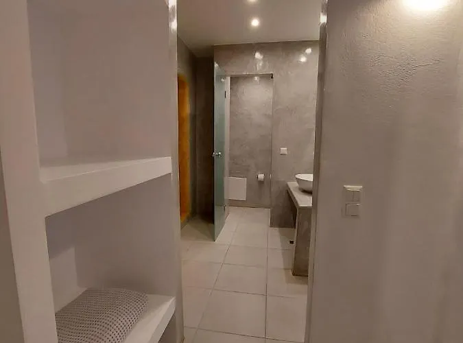 Hotel Ambience Fira (Santorini)