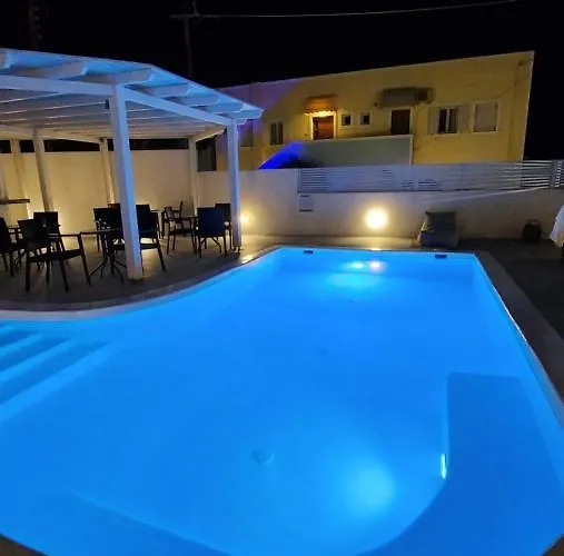 Hotel Ambience Fira (Santorini)
